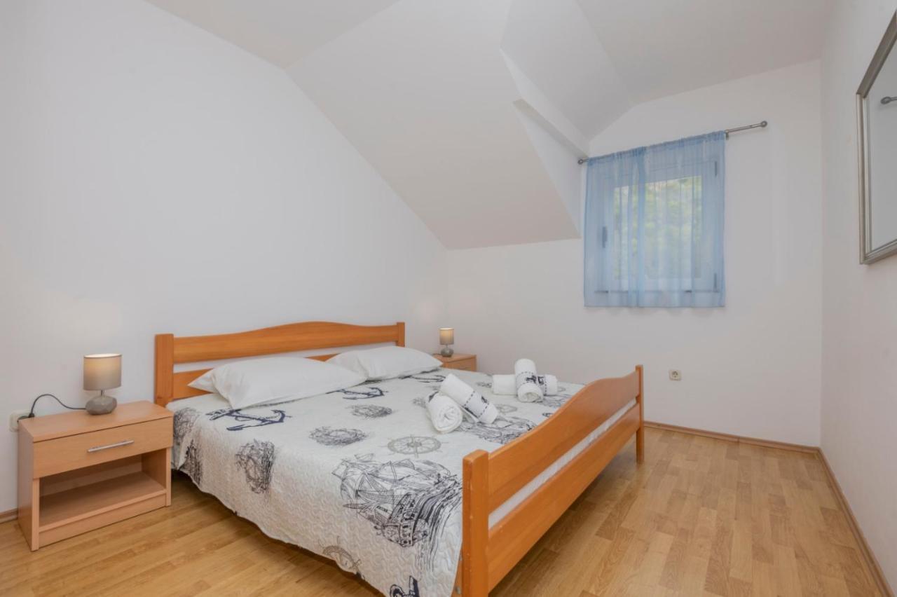 Apartments Zdravka Lokva Rogoznica Esterno foto