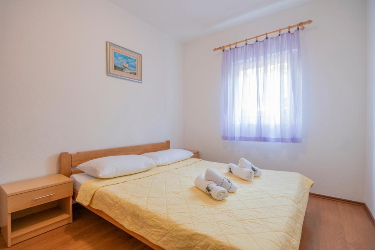 Apartments Zdravka Lokva Rogoznica Esterno foto